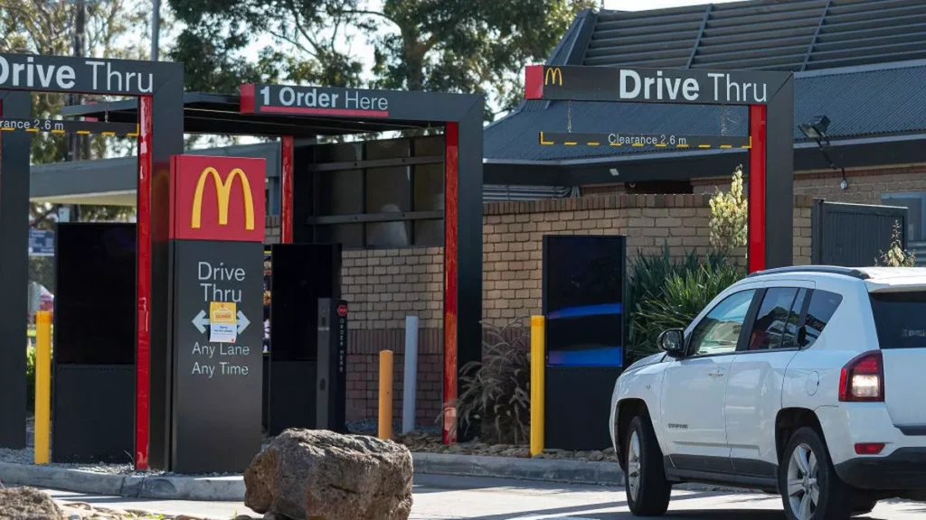 mcdonald's worker